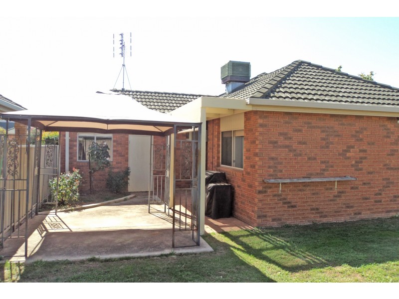 3/2 Jacana Avenue, Moama NSW 2731