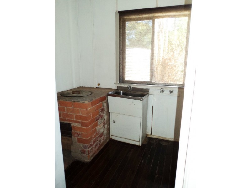 82 Moira Street, Womboota NSW 2731