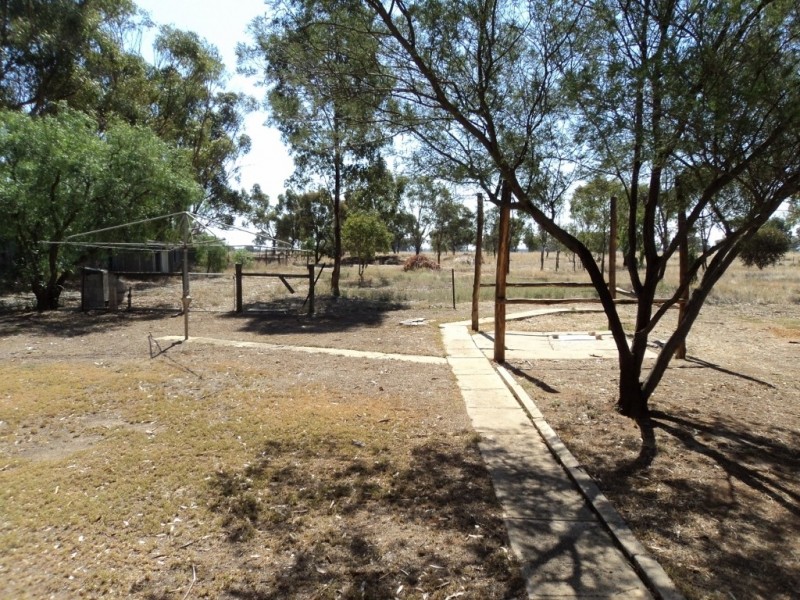 82 Moira Street, Womboota NSW 2731