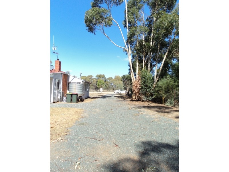 82 Moira Street, Womboota NSW 2731