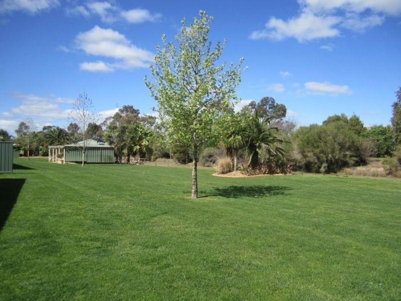 24 Lane Lane, Moama NSW 2731