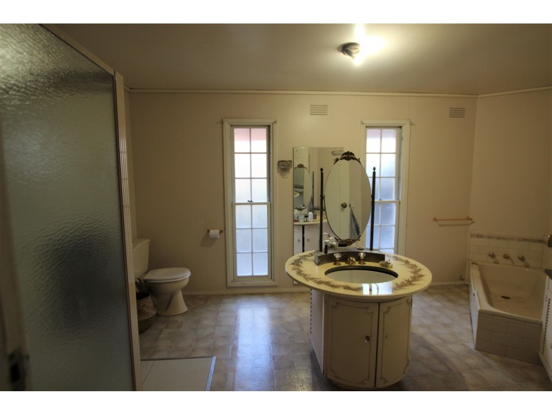 123 Haverfield Street, Echuca VIC 3564