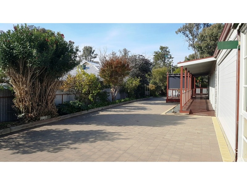 82 Warren Street, Echuca VIC 3564