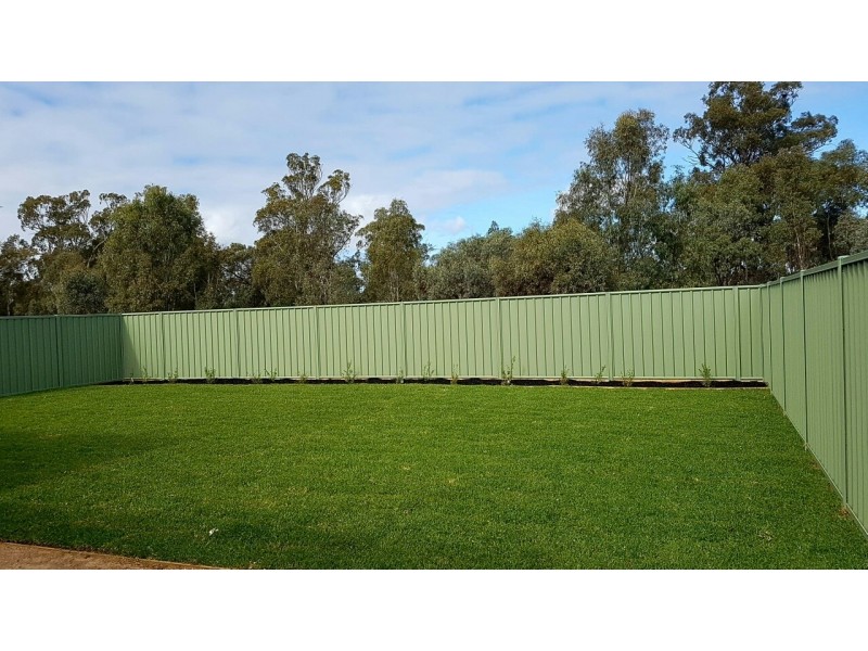 9 Mayflower Circuit, Moama NSW 2731