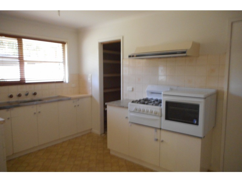 87 Campaspe Esplanade, Echuca VIC 3564