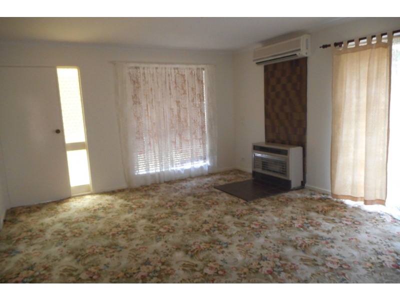 87 Campaspe Esplanade, Echuca VIC 3564