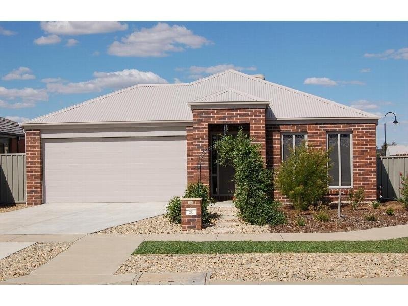 20 Elm Street, Echuca VIC 3564