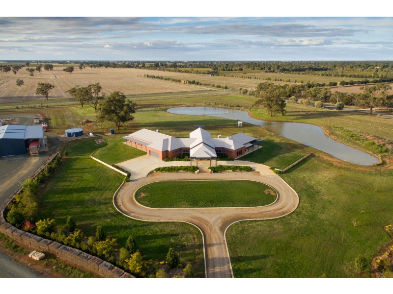 532 Perricoota Road, Moama NSW 2731