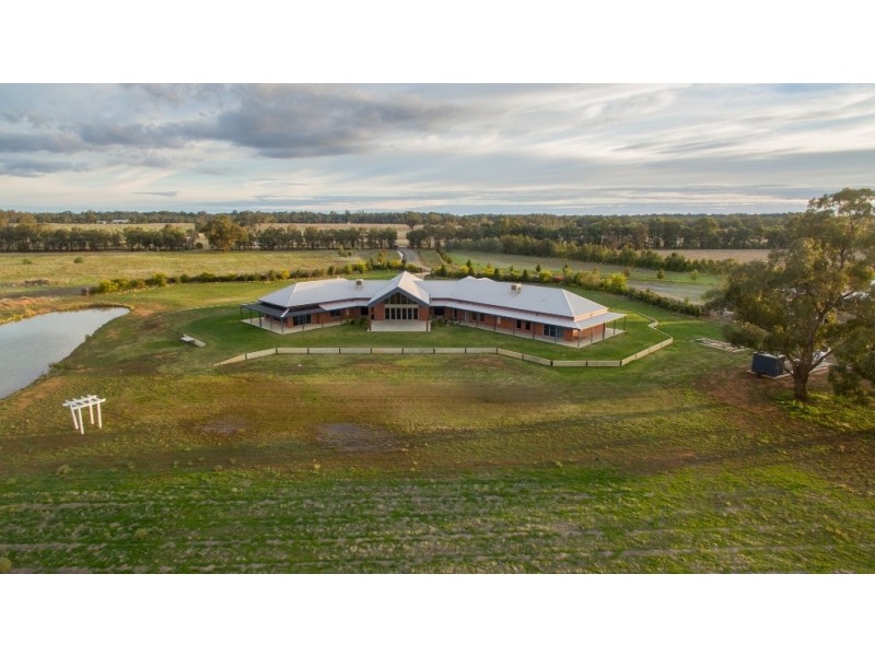 532 Perricoota Road, Moama NSW 2731