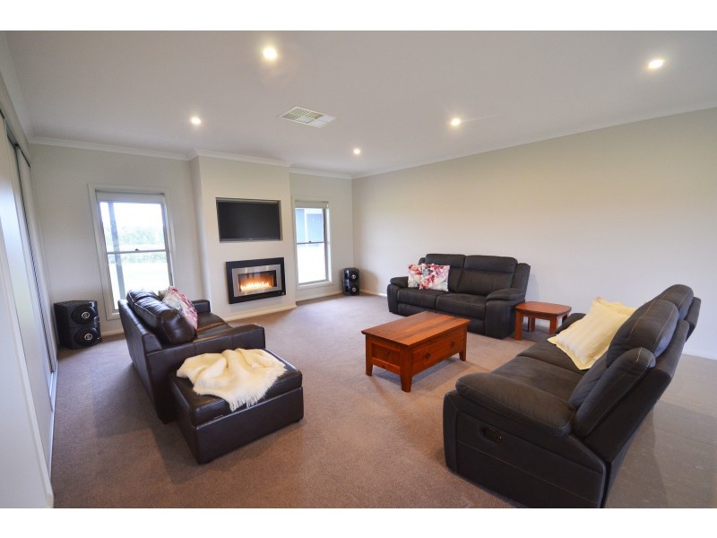 532 Perricoota Road, Moama NSW 2731