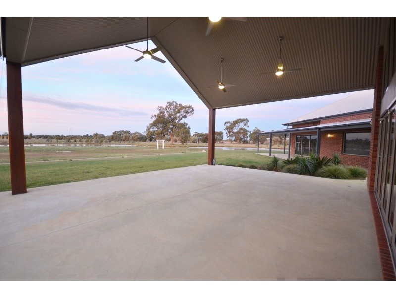 532 Perricoota Road, Moama NSW 2731