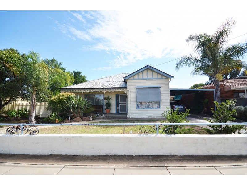138 Pakenham Street, Echuca VIC 3564