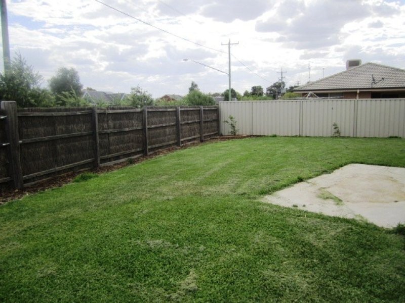 12 Antrim Court, Moama NSW 2731