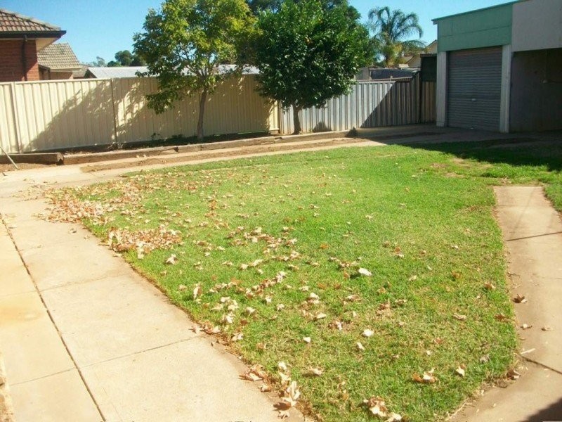 242 Ogilvie Avenue, Echuca VIC 3564