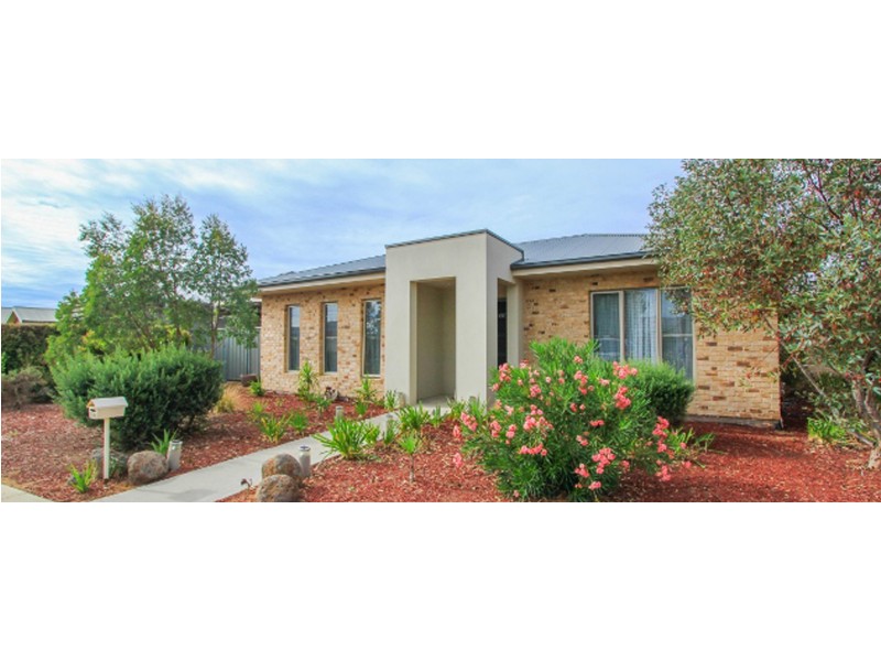 11B Brenton Avenue, Echuca VIC 3564