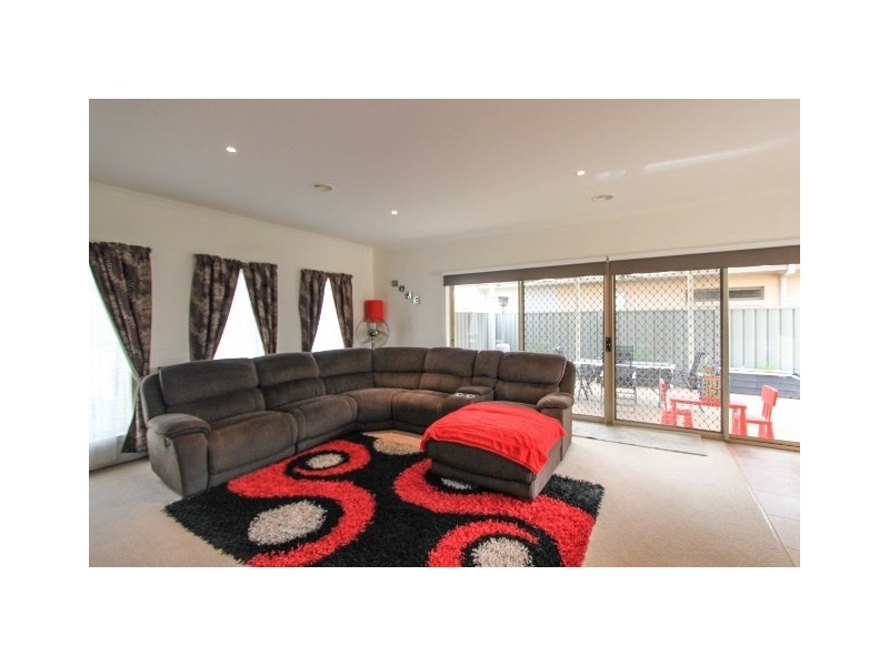 11B Brenton Avenue, Echuca VIC 3564