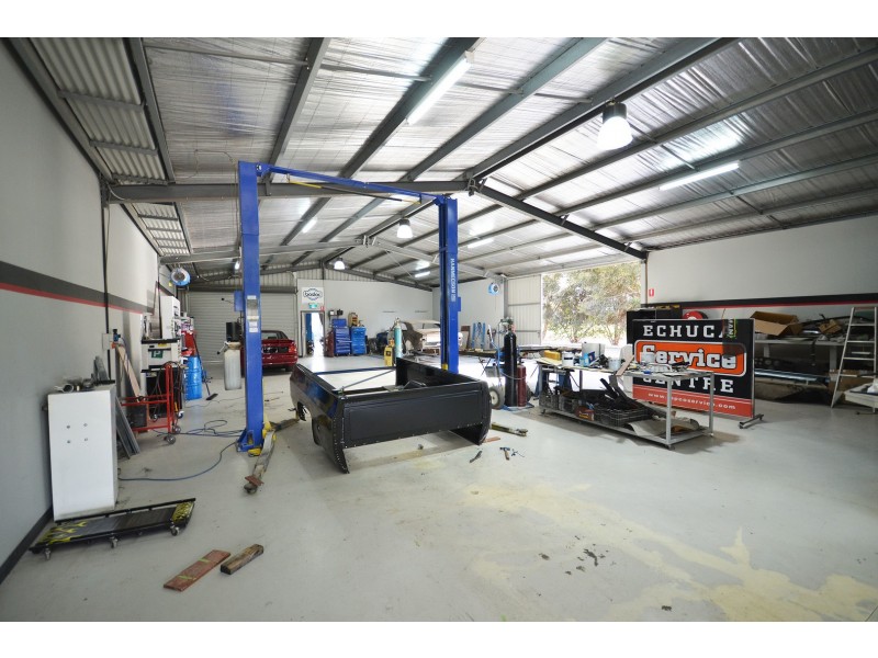 1/5B Reliance Court, Echuca VIC 3564