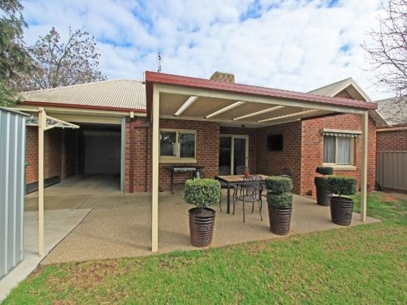 120 Hovell Street, Echuca VIC 3564