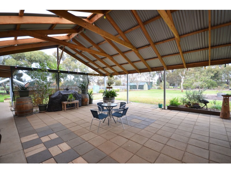 90 Fehring Lane, Echuca VIC 3564