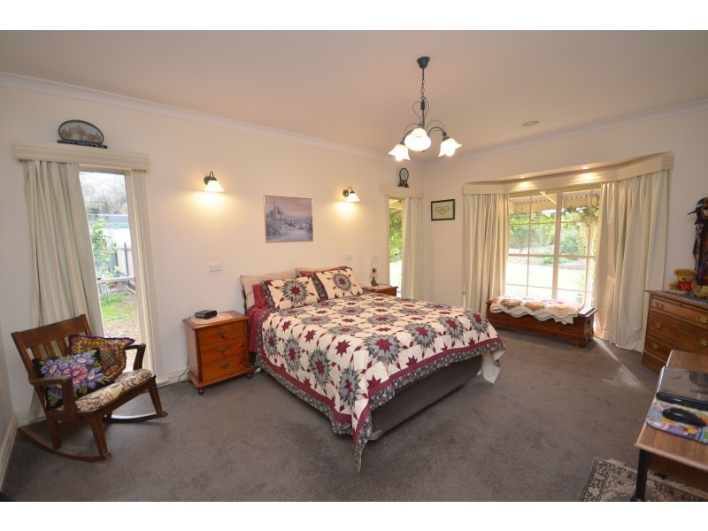 90 Fehring Lane, Echuca VIC 3564