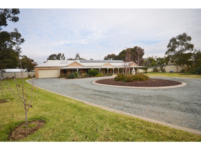 90 Fehring Lane, Echuca VIC 3564