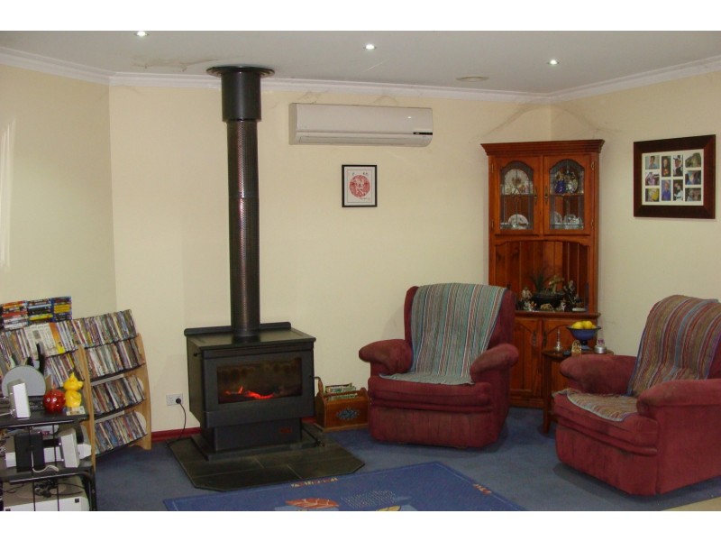 28 Moama Street, Mathoura NSW 2710