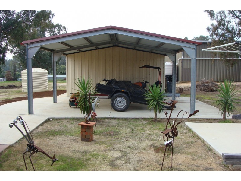 28 Moama Street, Mathoura NSW 2710