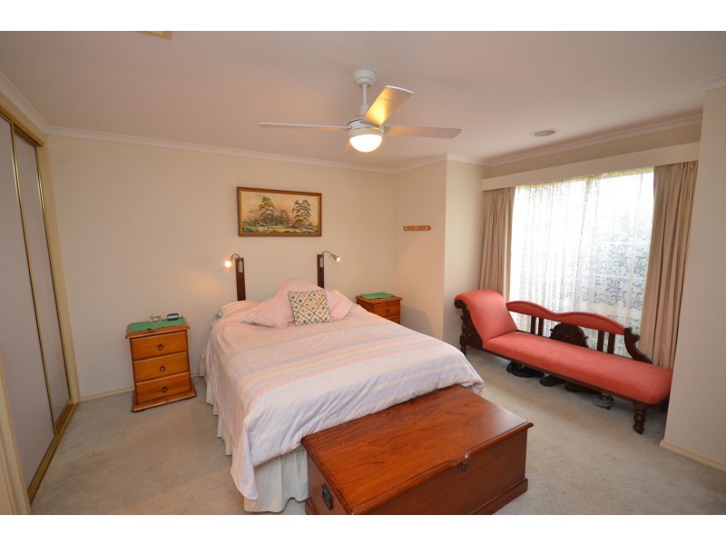 13 Snowden Street, Echuca VIC 3564