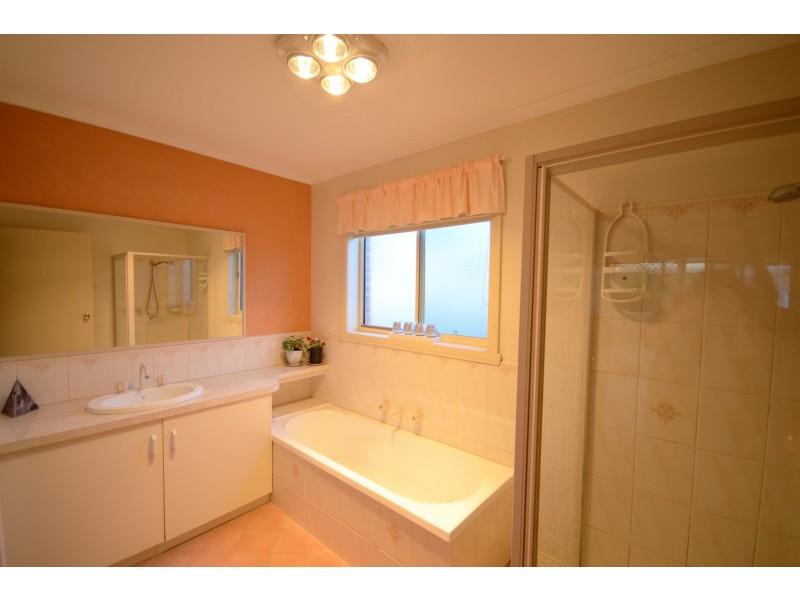 13 Snowden Street, Echuca VIC 3564