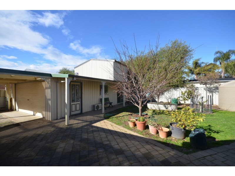 13 Snowden Street, Echuca VIC 3564