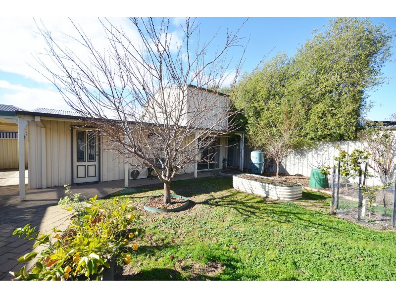 13 Snowden Street, Echuca VIC 3564