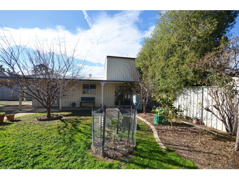 13 Snowden Street, Echuca VIC 3564