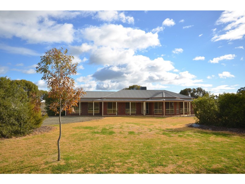 560 Lady Augusta Road, Echuca VIC 3564
