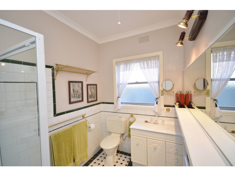 110 Hovell Street, Echuca VIC 3564