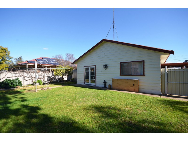 110 Hovell Street, Echuca VIC 3564