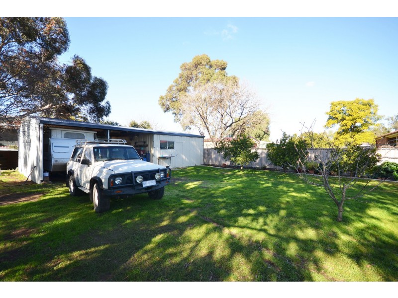 110 Hovell Street, Echuca VIC 3564
