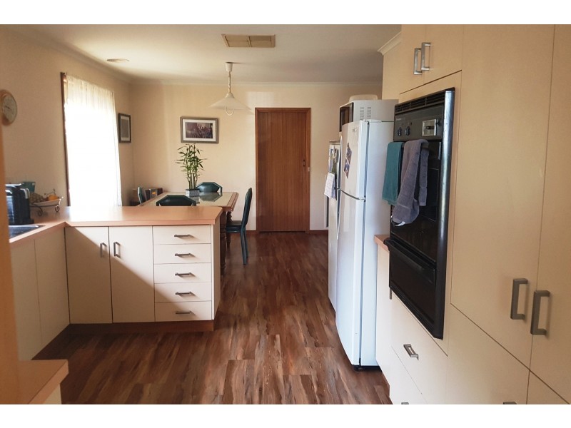 114 Crossen Street, Echuca VIC 3564