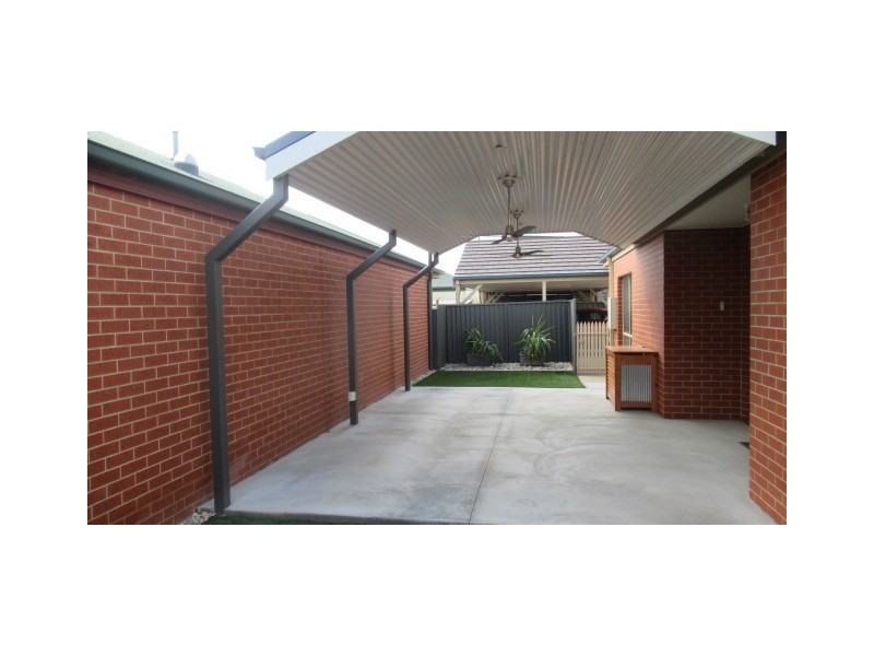2/73 Annesley Street, Echuca VIC 3564