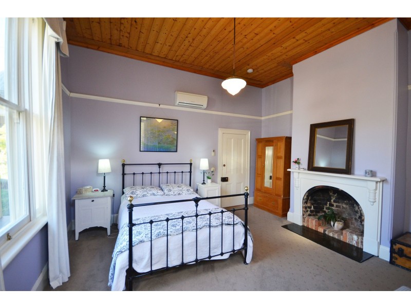 16 Connelly Street, Echuca VIC 3564