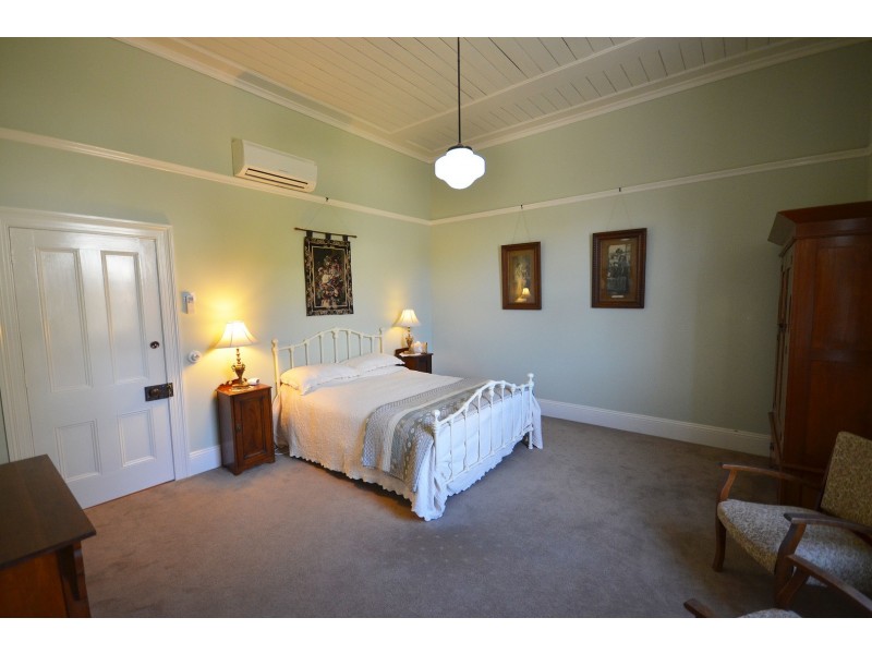 16 Connelly Street, Echuca VIC 3564