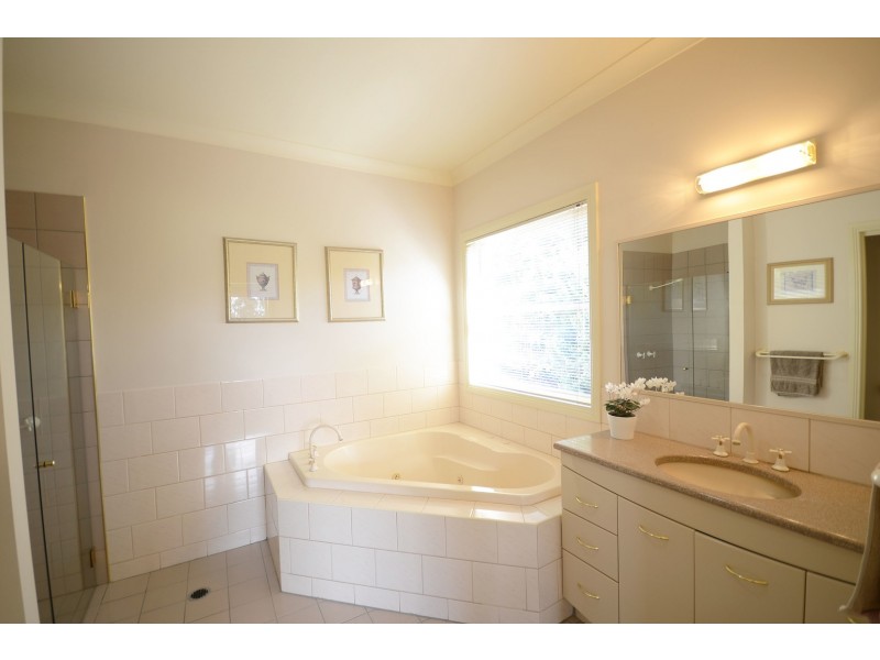 50 Kilkerrin Drive, Moama NSW 2731