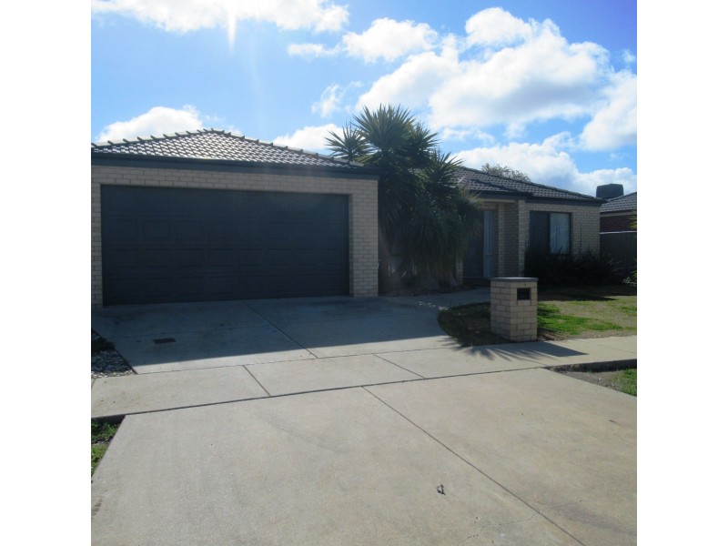 18 James Street, Echuca VIC 3564