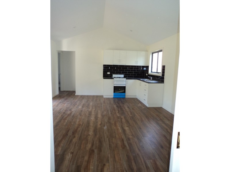 Cabin 125/00 Picnic Point Road, Mathoura NSW 2710