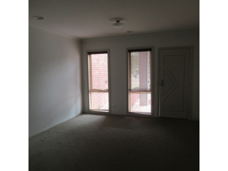 2/135 Goulburn Road, Echuca VIC 3564