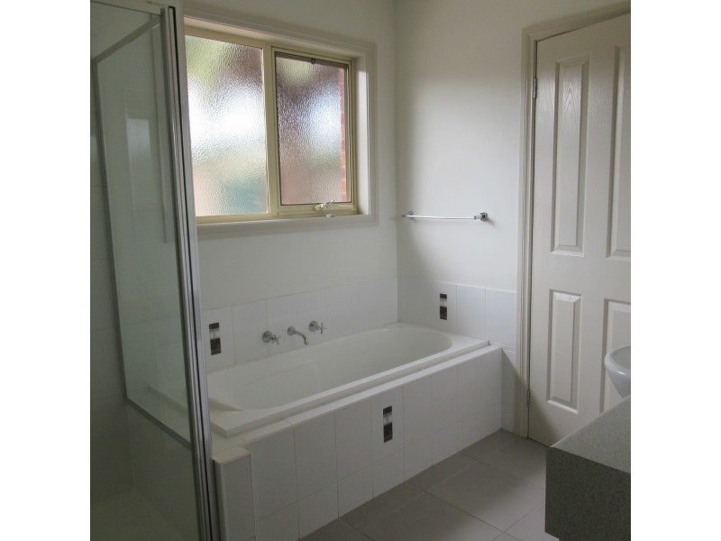 2/135 Goulburn Road, Echuca VIC 3564