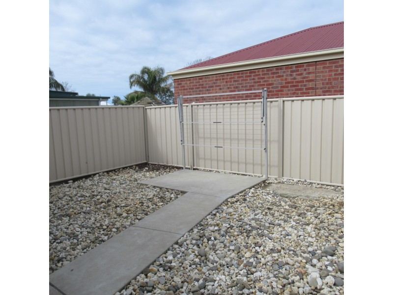 2/135 Goulburn Road, Echuca VIC 3564