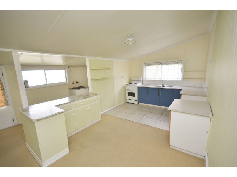 49 Regent Street, Moama NSW 2731