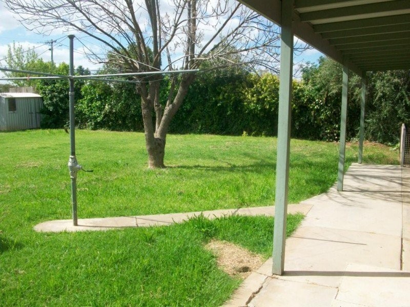 10 Maiden Street, Moama NSW 2731