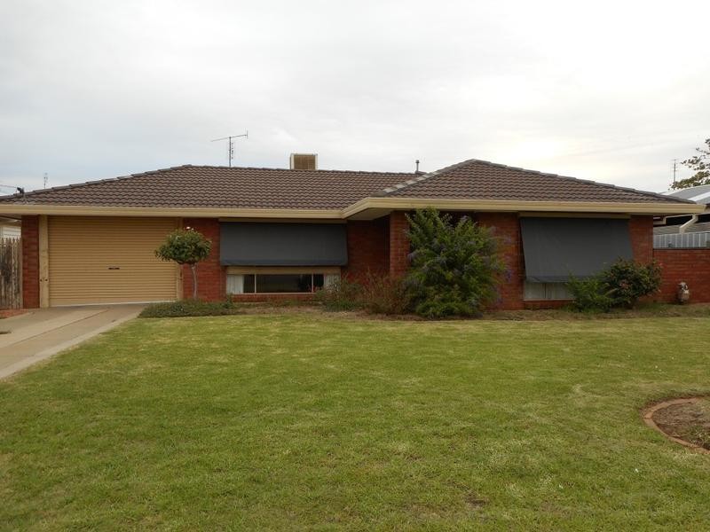 43 Regent Street, Moama NSW 2731