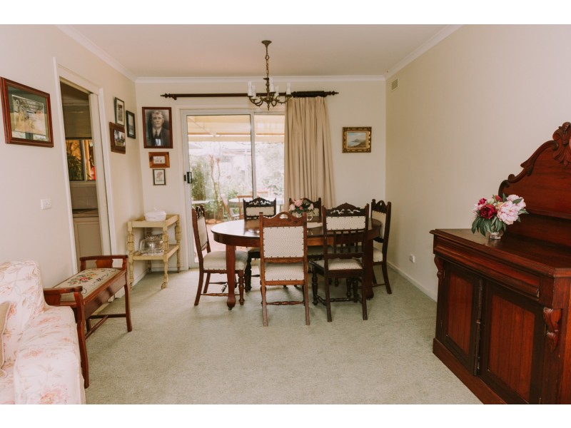 24 Hillview Avenue, Moama NSW 2731